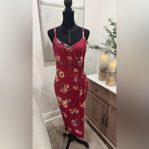 Nine Britton Burgundy Floral Midi Dress